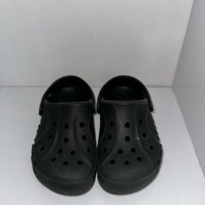 Children since 12 black crocs